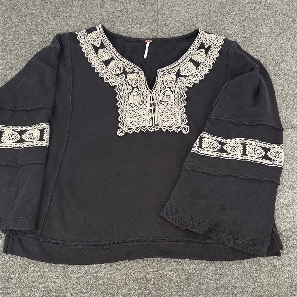 Free People Top Wm Medium Santa Maria Pullover Black Antique Terry Bell Sleeves